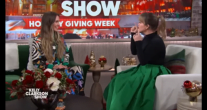 Lauren Daigle on the Kelly Clarkson Show December 2023 – The Holywood Network