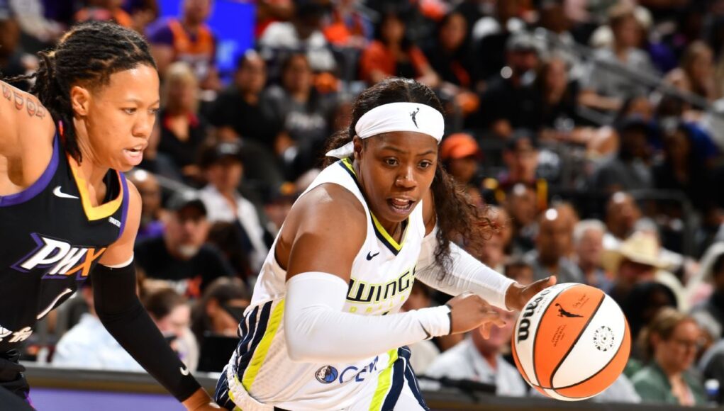 WNBA fantasy and betting updates: Scoring on the rise for Arike Ogunbowale